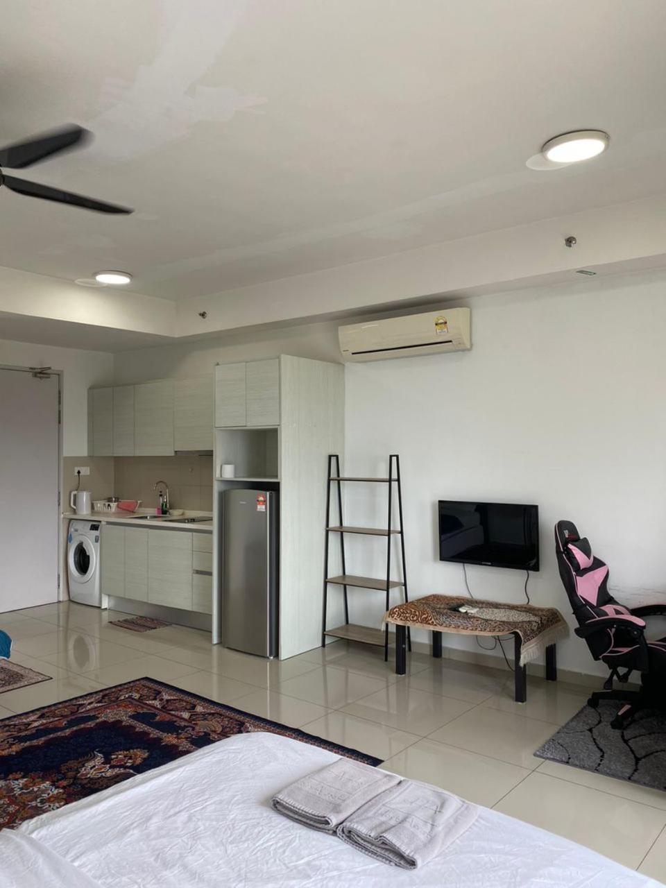 Host Assist Homestay By Ha I-City Shah Alam Eksteriør billede